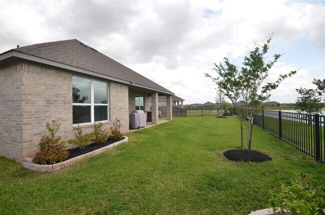 Photo - 1696 Daylight Lk Dr