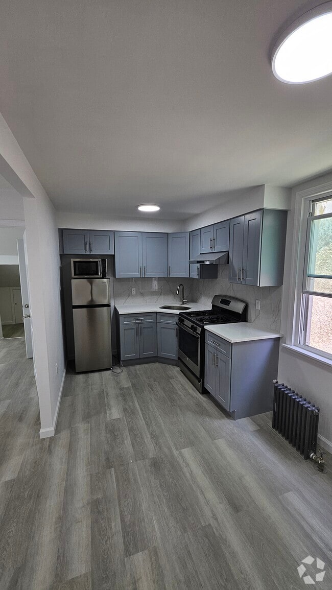 Building Photo - 2809 Avenue I Unit 3 Rental