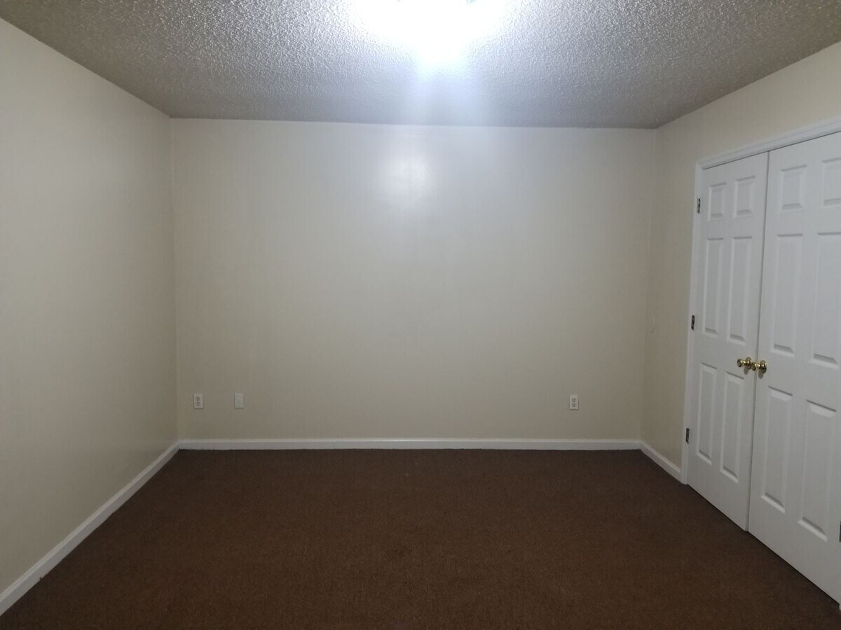 Photo - 900 18th Ave