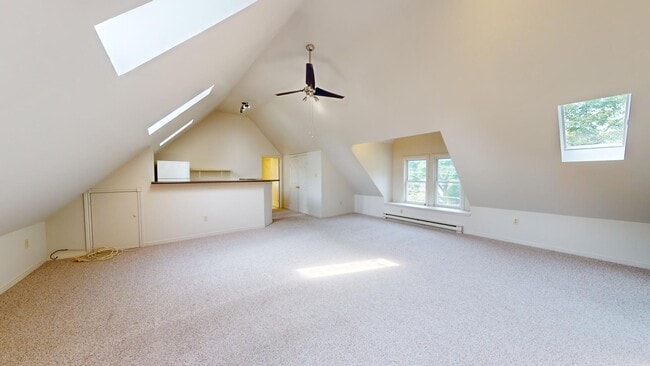 Photo - UPPER ONE BEDROOM IN HISTORIC WOODFIELD-PICCADILLY STREET Unit 3