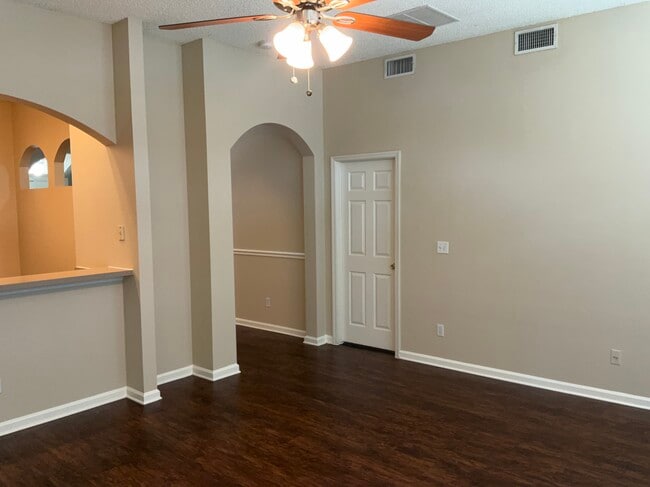 Photo - 2711 Salina Ct