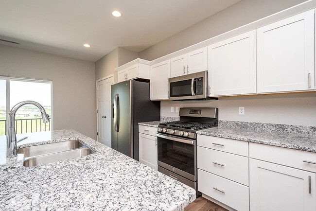 Photo - 625 Catherine Dr