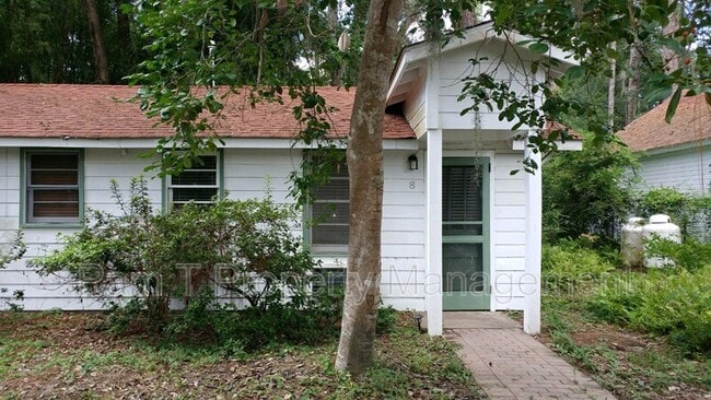 Photo - 8 Southwood Dr Rental