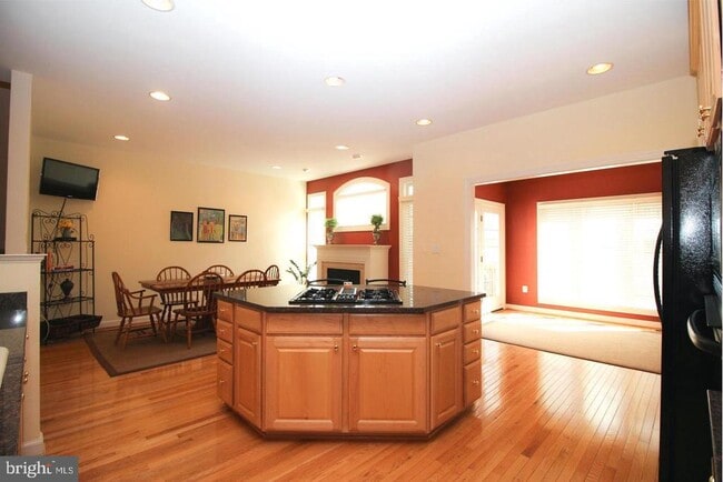 Photo - 4553 Fair Valley Dr