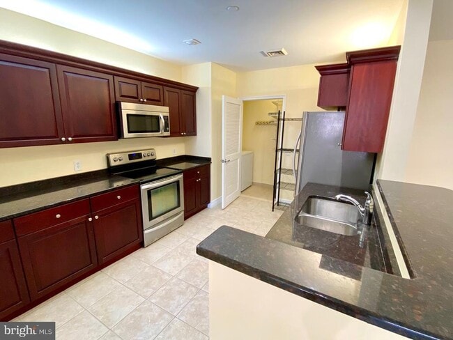 Photo - 1600 Arch St Unit 803