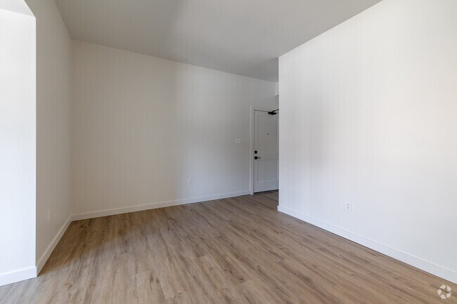 Studio, 1BA - 450SF - Living Room
