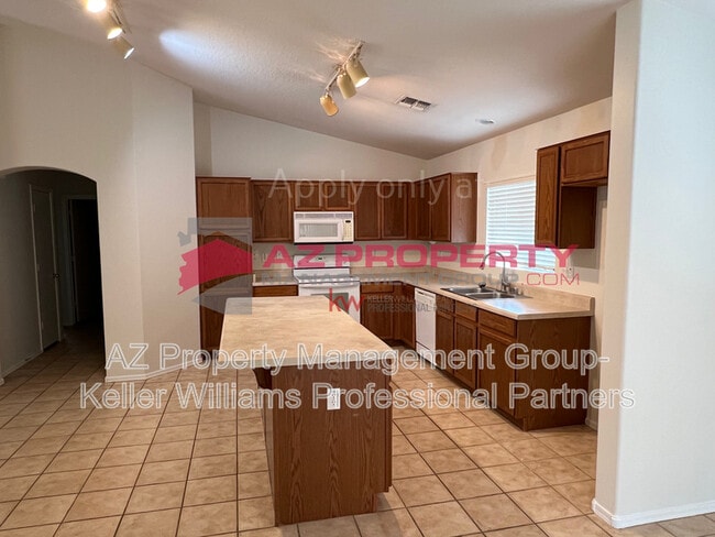 Photo - 17863 W Calavar Rd