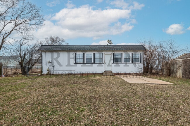 Photo - 2722 N Holyoke St