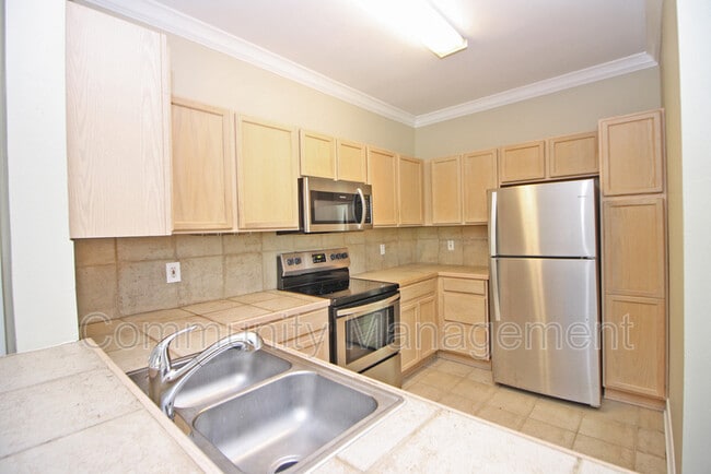 Photo - 710 E Boyd Dr Unidad Apt 504