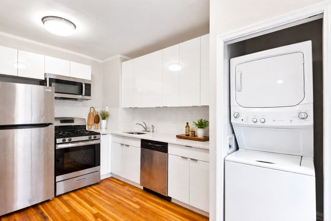 Photo - Montclair Gardens