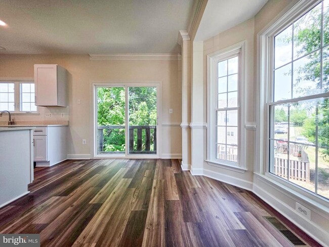 Photo - 3300 Broker Ln