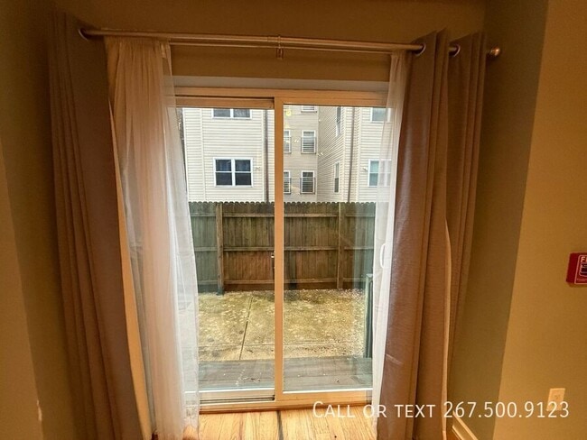 Photo - 533 Budd St Unit 1D