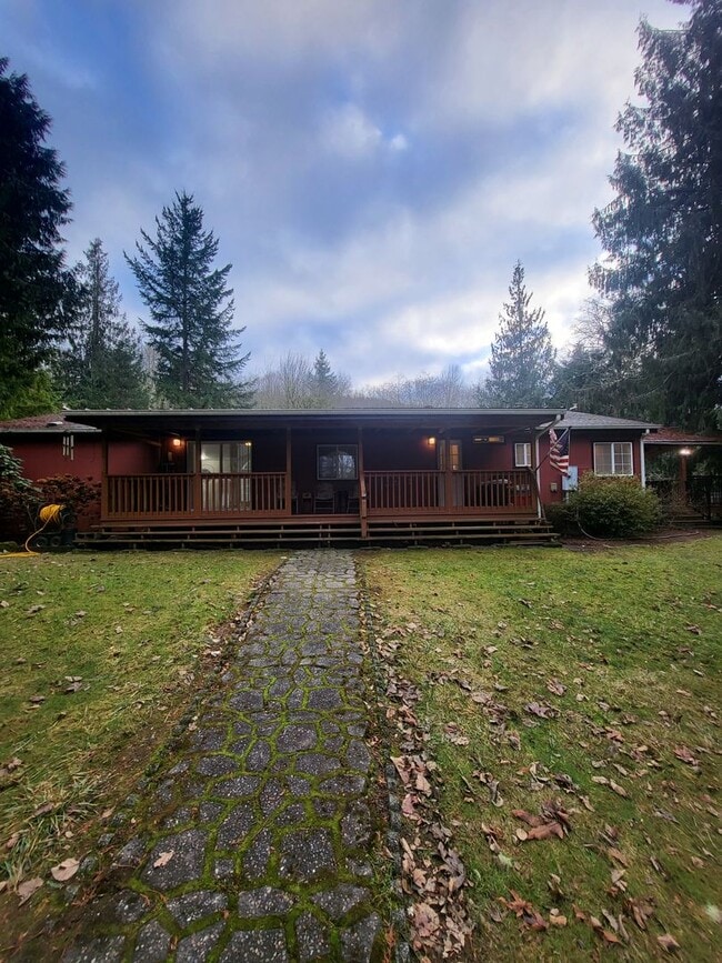 Country Living in Mossyrock - Country Living in Mossyrock