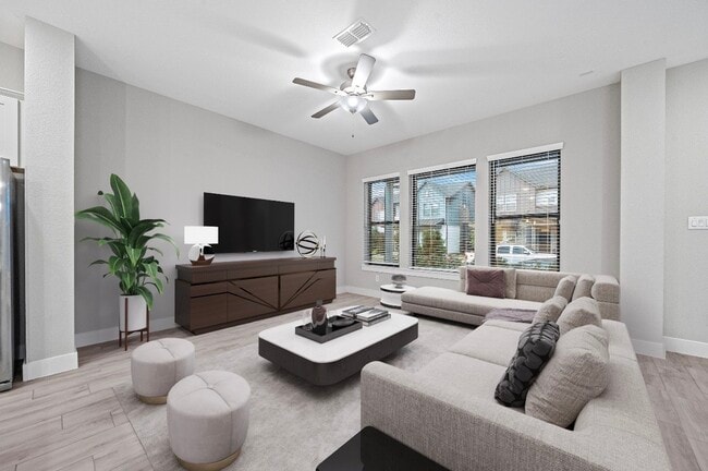 Photo - 18619 Admiration Dr