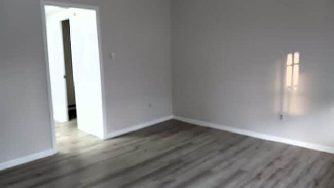 Photo - 157 Main St