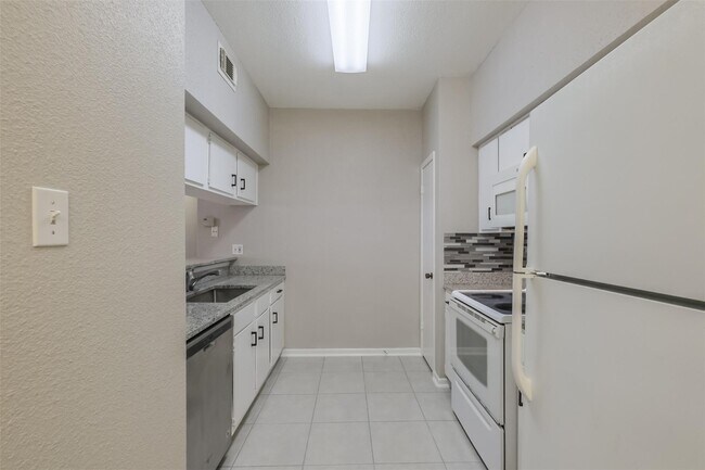 Photo - 8100 Cambridge St Unit 101