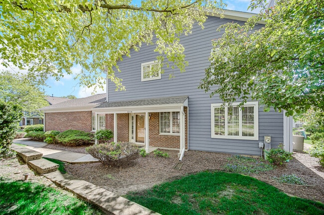 Photo - 1214 S Parkside Dr