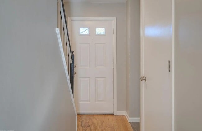 Photo - 812 Cambridge Rd