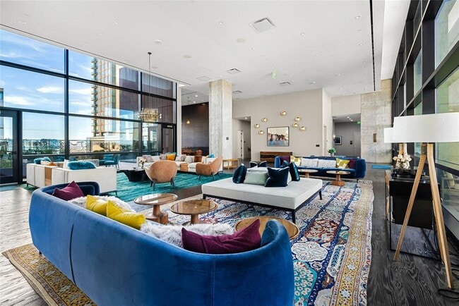 Photo - 70 Rainey St Unit 1701