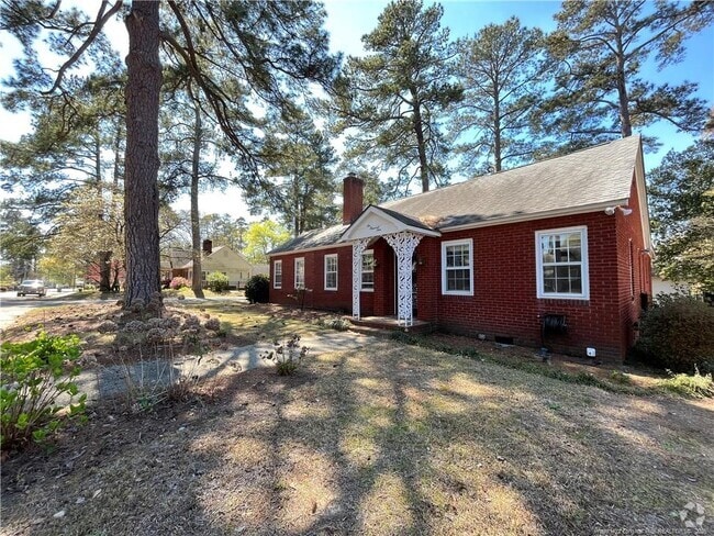 Building Photo - 601 Huske St Rental
