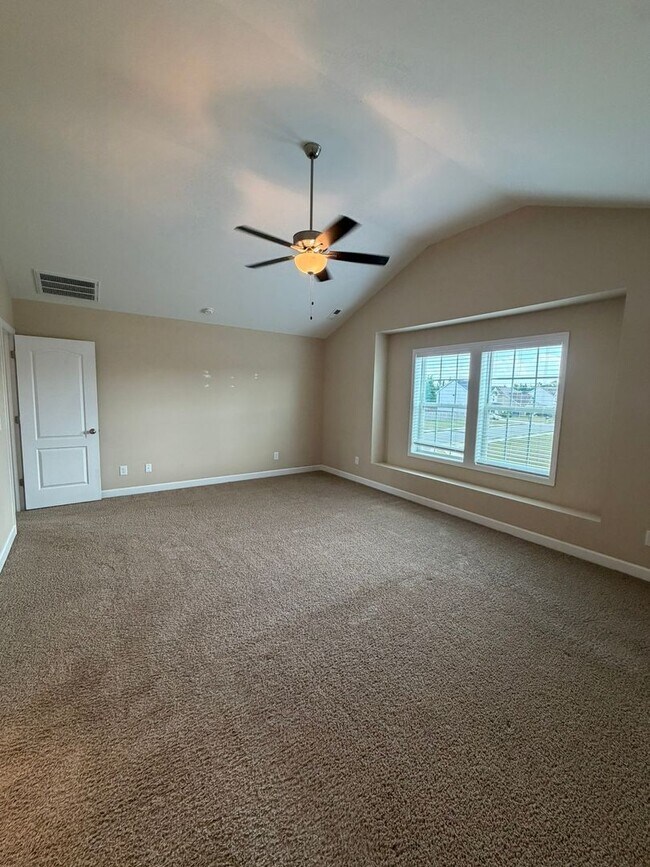 Photo - 1661 Stackhouse Dr