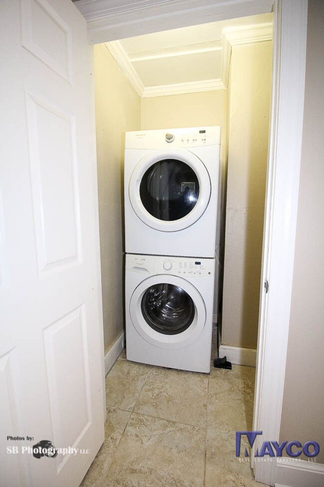 Photo - 656 Kirby Pl Unit 658