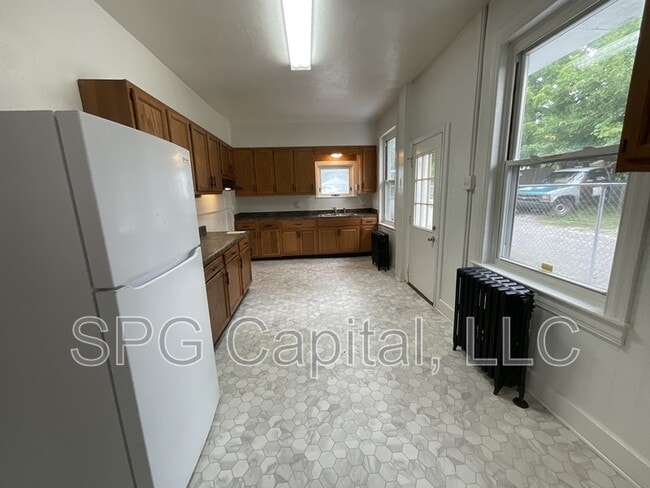 Photo - 120 S Hartley St