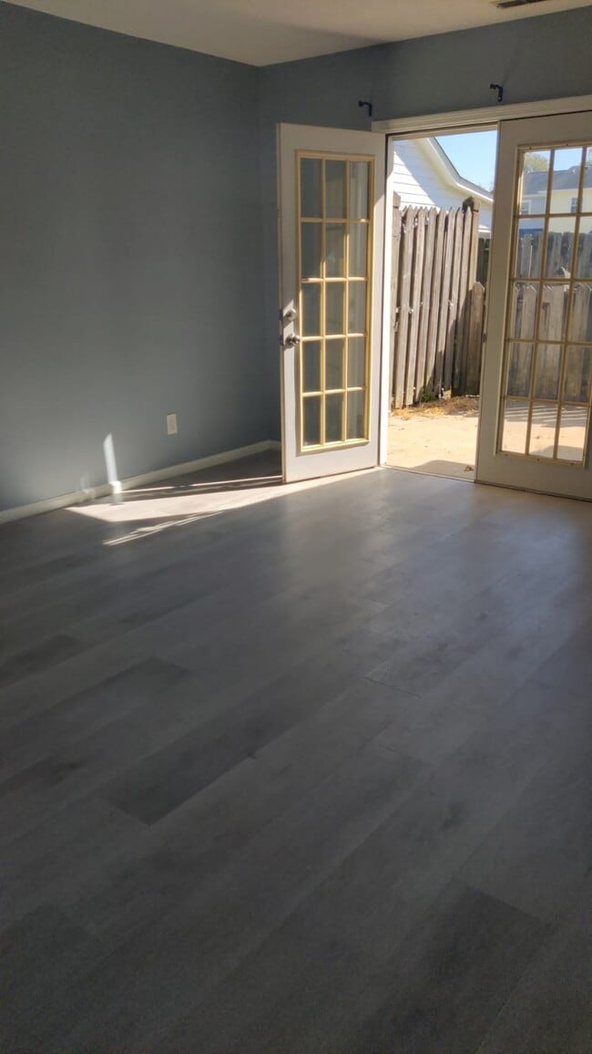 Photo - 2925 Carriage Row Ln