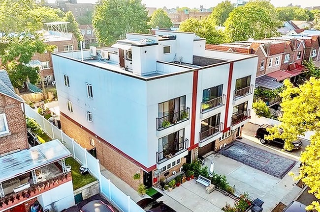 Photo - 694 E 38th St Unit 2