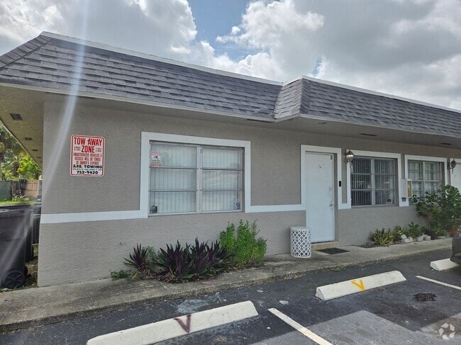 Building Photo - 3970 NW 31st Terrace Rental