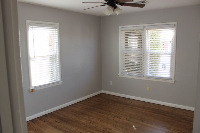 Photo - 5229 NW 47th St