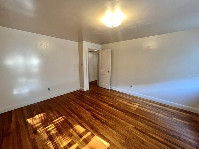 Photo - 75 Fuller St Unit 1