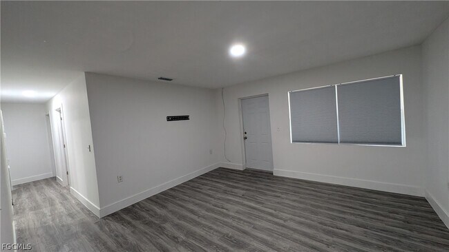 Photo - 660 S Missouri St