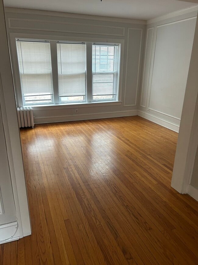 Photo - 811 Judson Ave Unit 1S