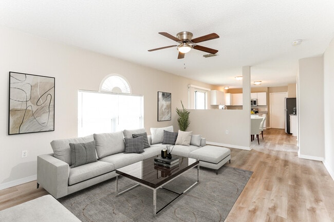 Photo - 2255 Nettlebrook St S