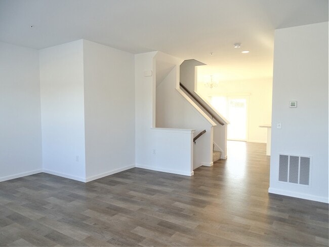 Photo - 22 Glenbrook Ct