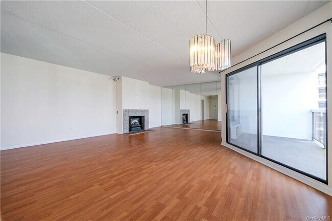 Photo - 400 High Point Dr Unidad Ph4