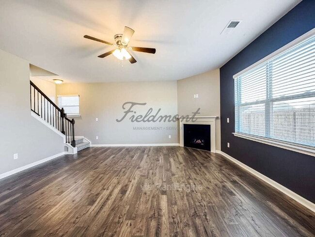 Photo - 322 Gammon Ln