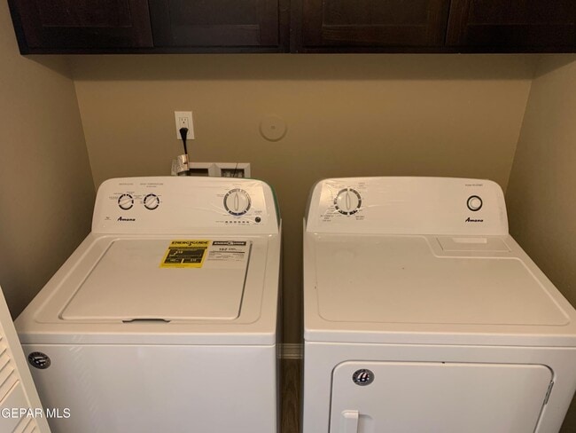 Photo - 13668 Garforth Ave