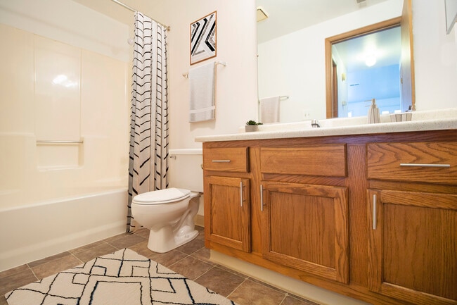 Photo - Hickory Green Apartments of Westland