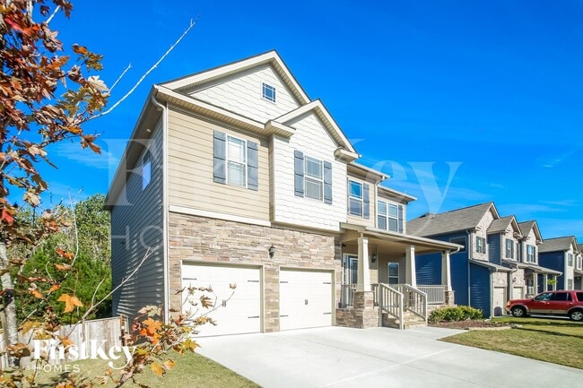 Photo - 490 Silver Oak Dr