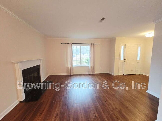 Photo - 228 Brattlesboro Pl