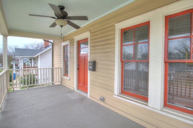 Photo - Downtown Durham Living! 2bd/2ba Home on Ge...