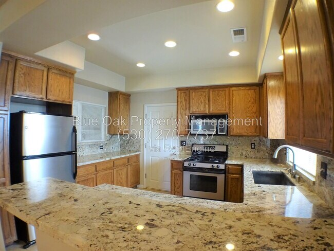 Photo - 573 E Eaton Rd