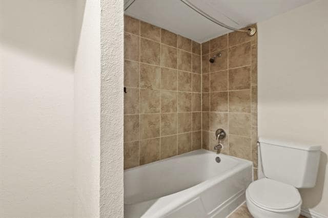 Photo - 2211 Salem Dr