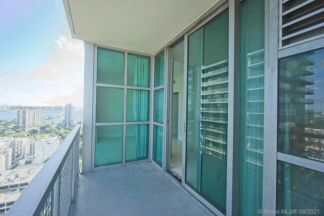 Photo - 3301 NE 1st Ave Unit H2413