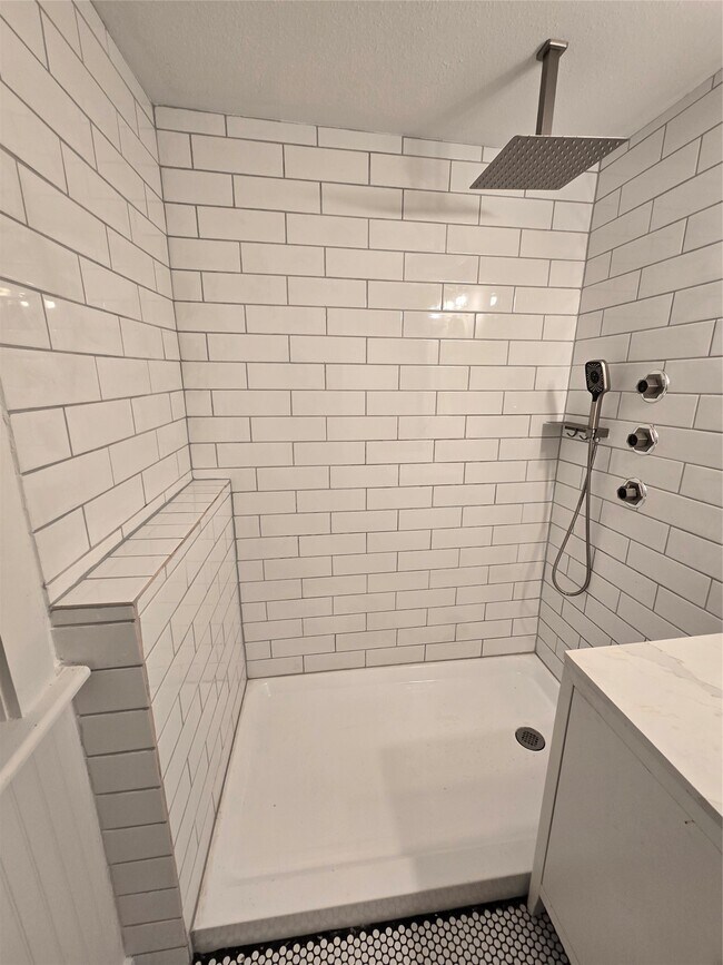 Photo - 3106 Stonewall St