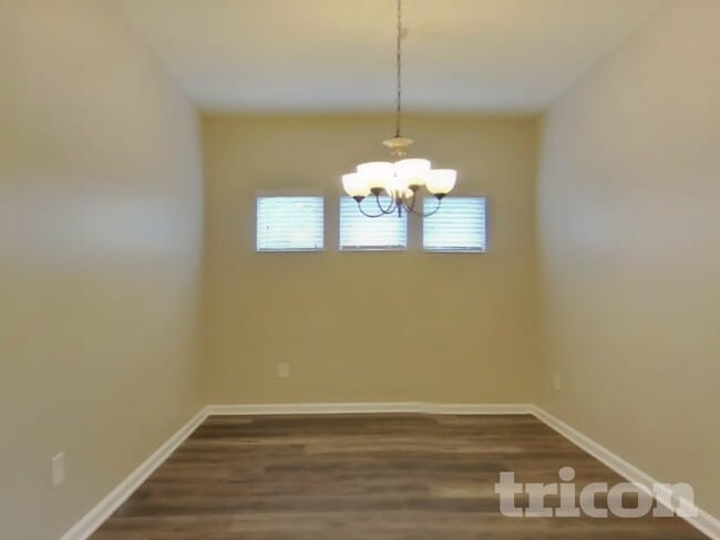 Photo - 10 Moonrise Crossing