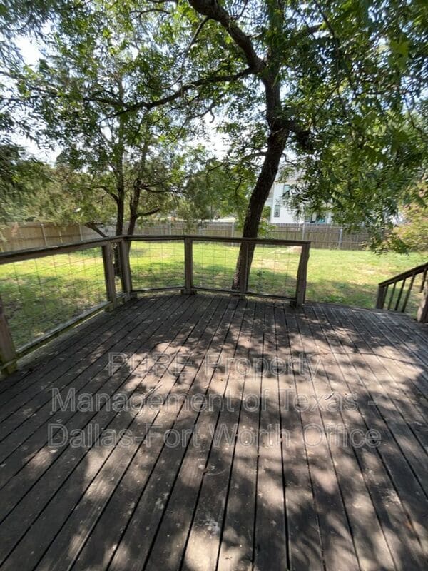 Photo - 501 E Monroe St