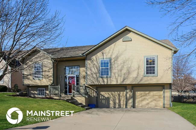 Building Photo - 2709 NE Seth Ct